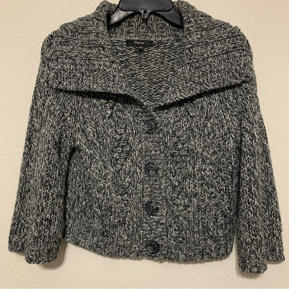 Express Womens M Gray Marled Chunky Popcorn Cable Knit Cropped Cardigan Sweater